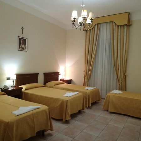 Casapaceebene Hotel San Giovanni Rotondo Ngoại thất bức ảnh