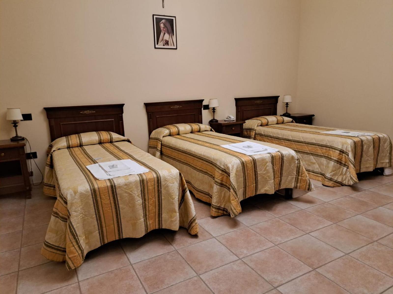 Casapaceebene Hotel San Giovanni Rotondo Ngoại thất bức ảnh