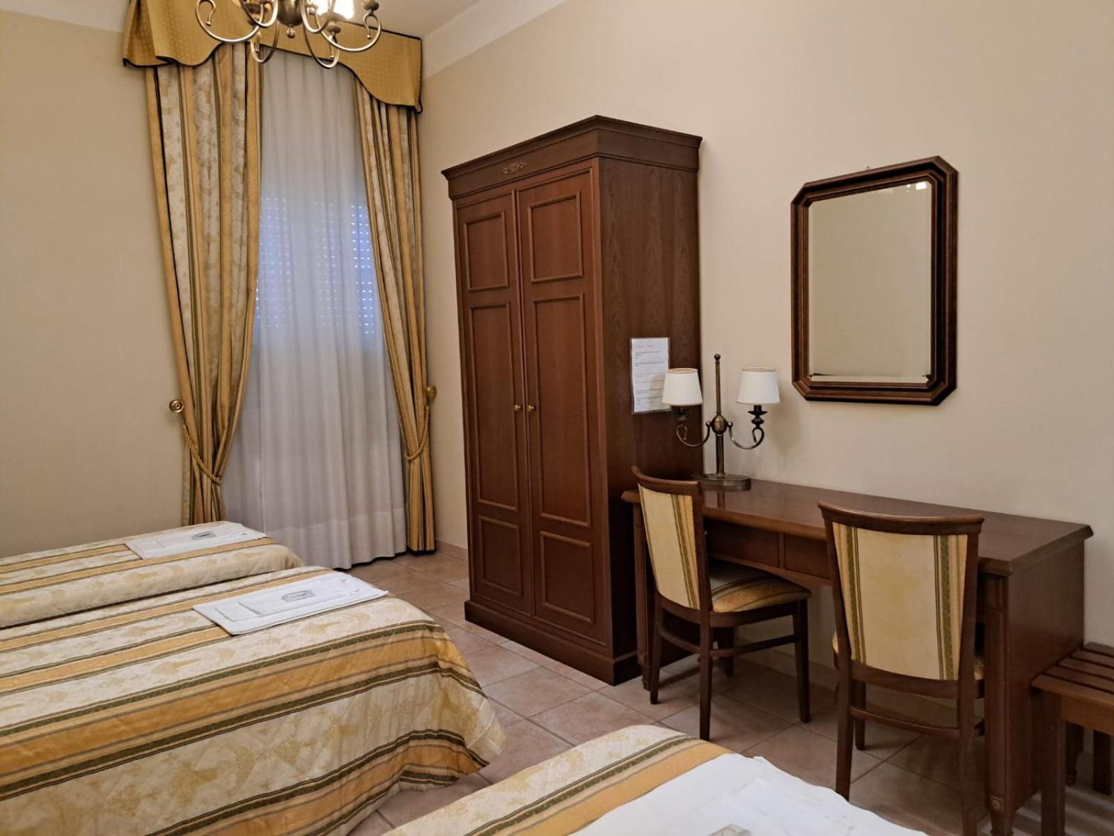 Casapaceebene Hotel San Giovanni Rotondo Ngoại thất bức ảnh